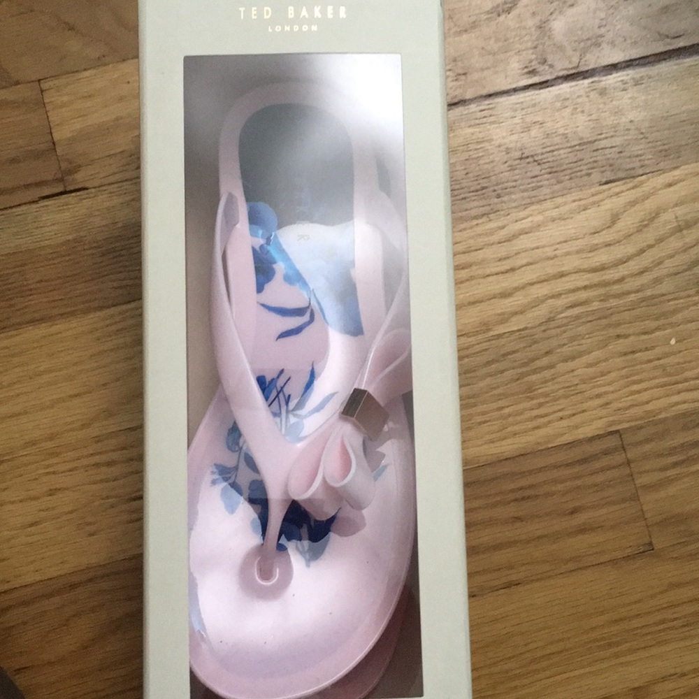Ted Baker authentic pink slippers - Picture 7 of 7